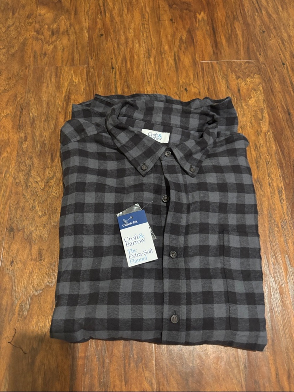 croft & barrow Black and Gray Plaid Button-Down Shirt